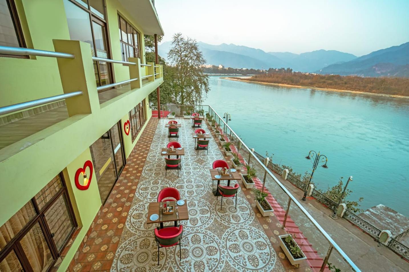 The Neeraj Naturecure On Ganga Rishīkesh 外观 照片
